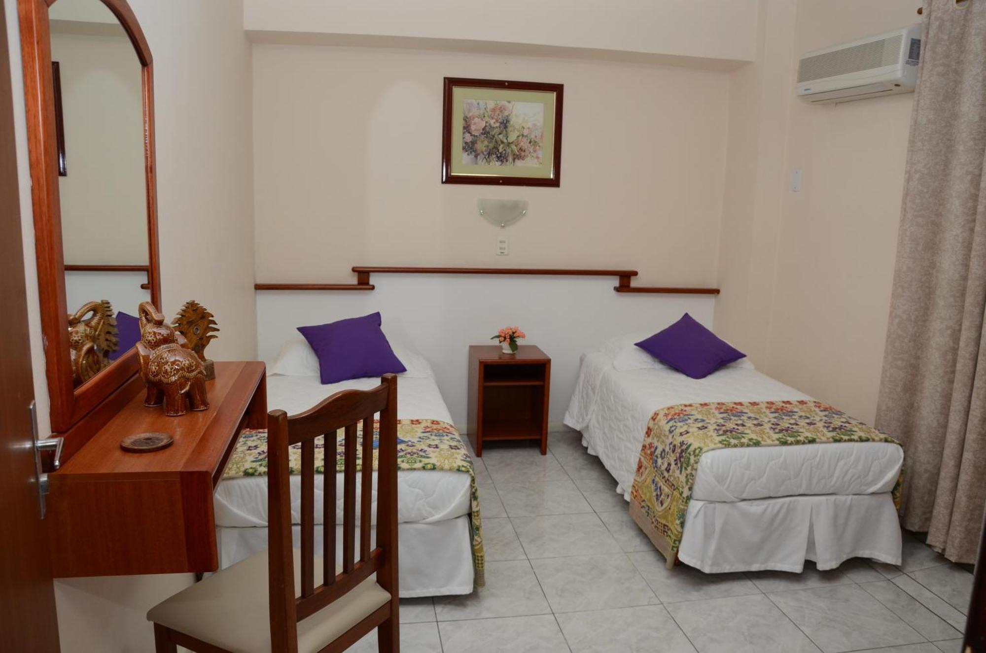 Fares Turis Hotel ウルグアイアナ エクステリア 写真