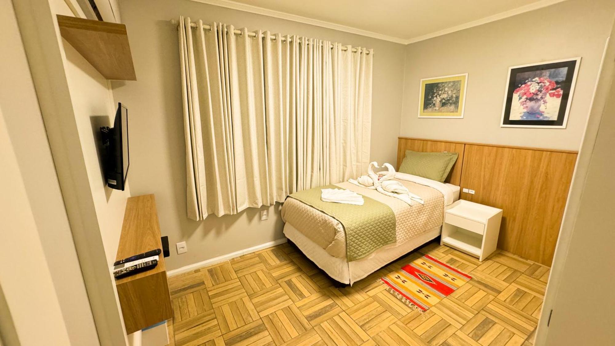 Fares Turis Hotel ウルグアイアナ エクステリア 写真