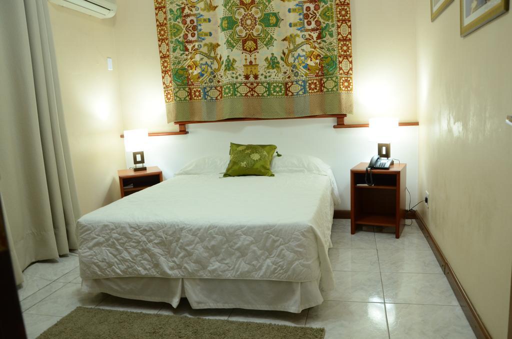 Fares Turis Hotel ウルグアイアナ エクステリア 写真