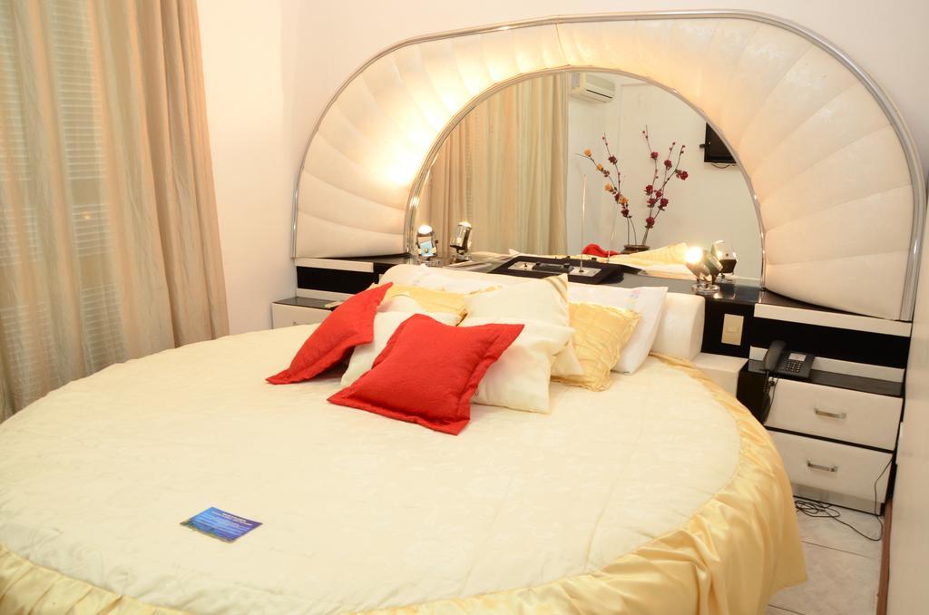 Fares Turis Hotel ウルグアイアナ エクステリア 写真
